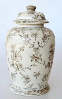 Large beige elephant ginger jar