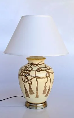 Rope tassel lamp