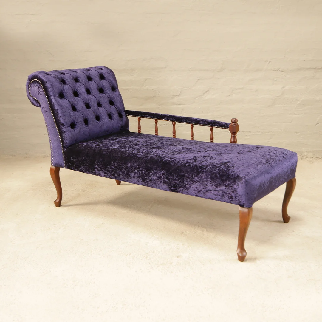 Blue crushed velvet chaise