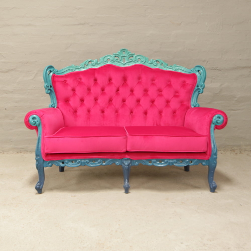 victorian carved 2 seater in pink velvet