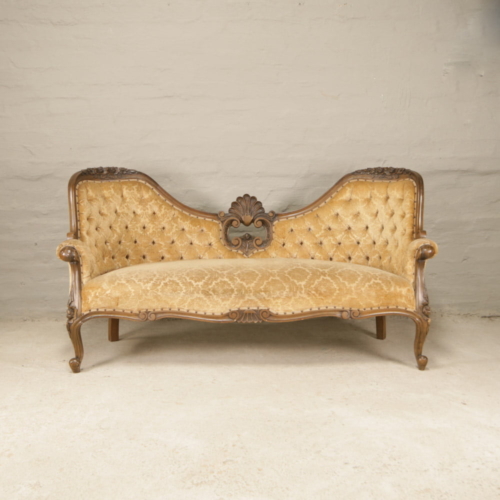 victorian chaise with embossed velvet