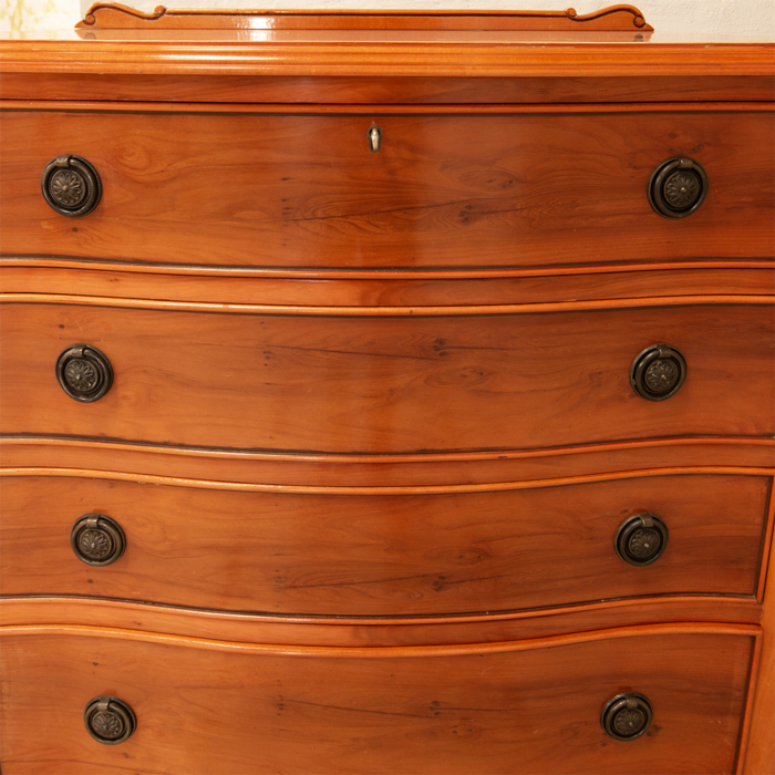 Chest of Drawers 4