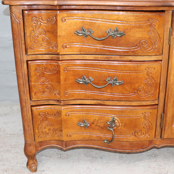 French Provincial Sideboard - Image 5