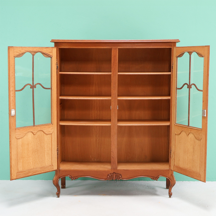 Belgian Oak Display Cabinet - Image 3