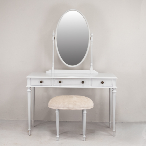 Elegant Dressing Table