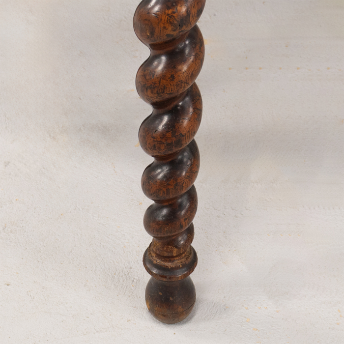 Jacobean Style Server - Image 5